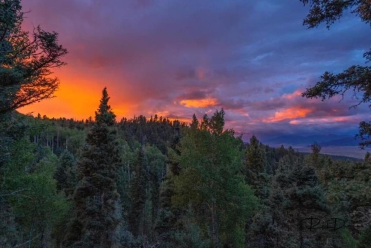 Ridgewalk Treehouse Angel Fire Exterior foto